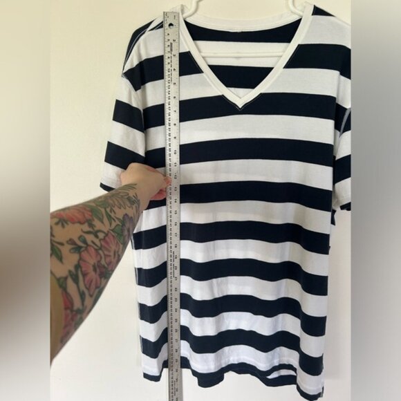 Lululemon Striped Tshirt - Picture 3 of 8